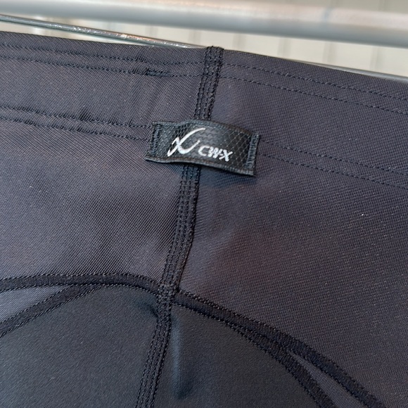 CW-X Stabilyx 3/4 compression tights size medium. NWOT - Picture 4 of 6